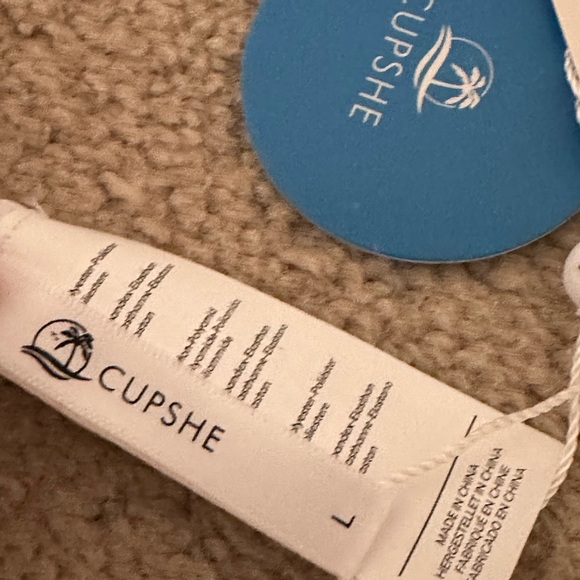 NWT Cupshe Woman’s Swimsuit One Piece, Sz L, Orange/Beige/White - Picture 8 of 13